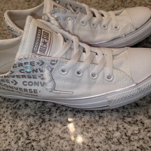 Converse Chuck Taylor All Star Madison Ox White Silver Wordmark Womens 566104C